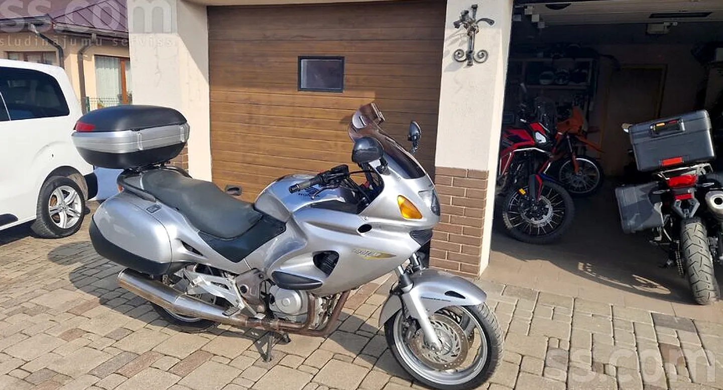 Honda Deauville