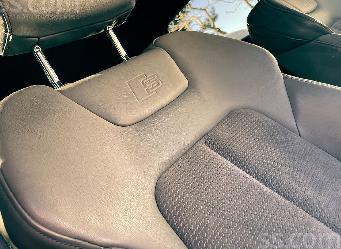 Audi E-tron — foto 6