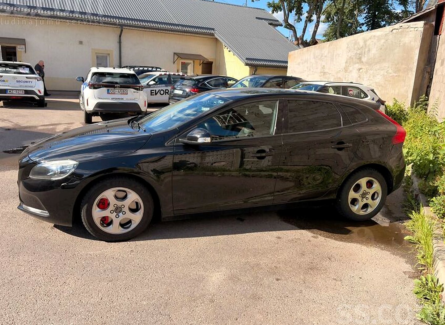 Volvo V40 — foto 6