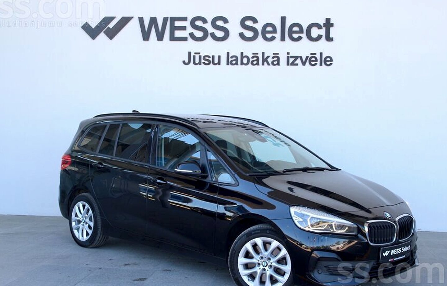 BMW 218 — foto 2