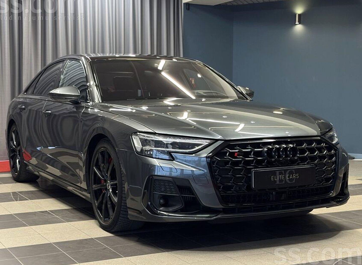 Audi S8 — foto 3