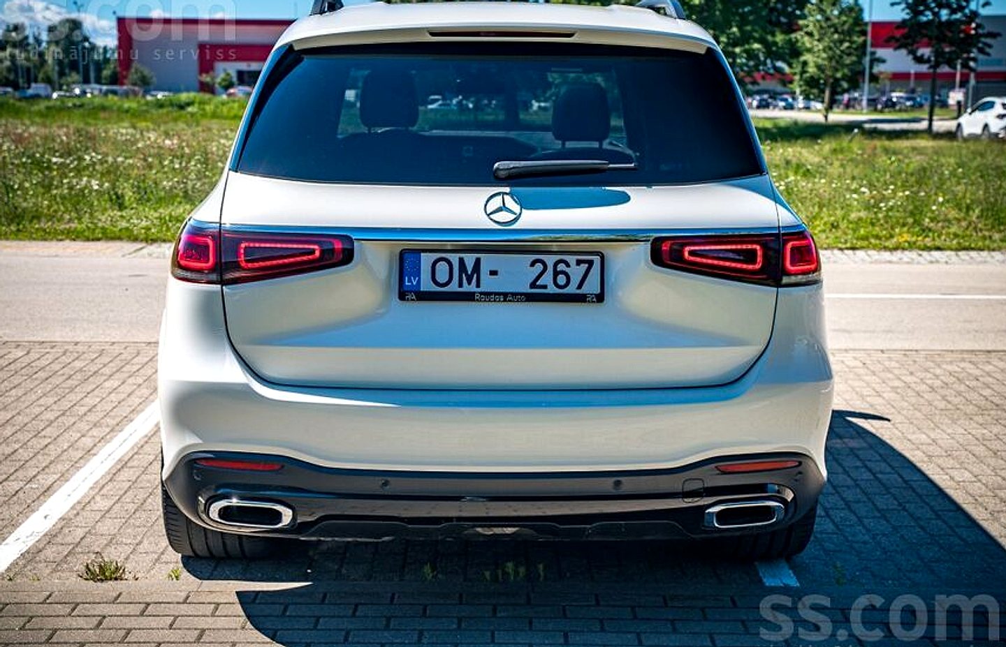 Mercedes-Benz GLS 400 — foto 5