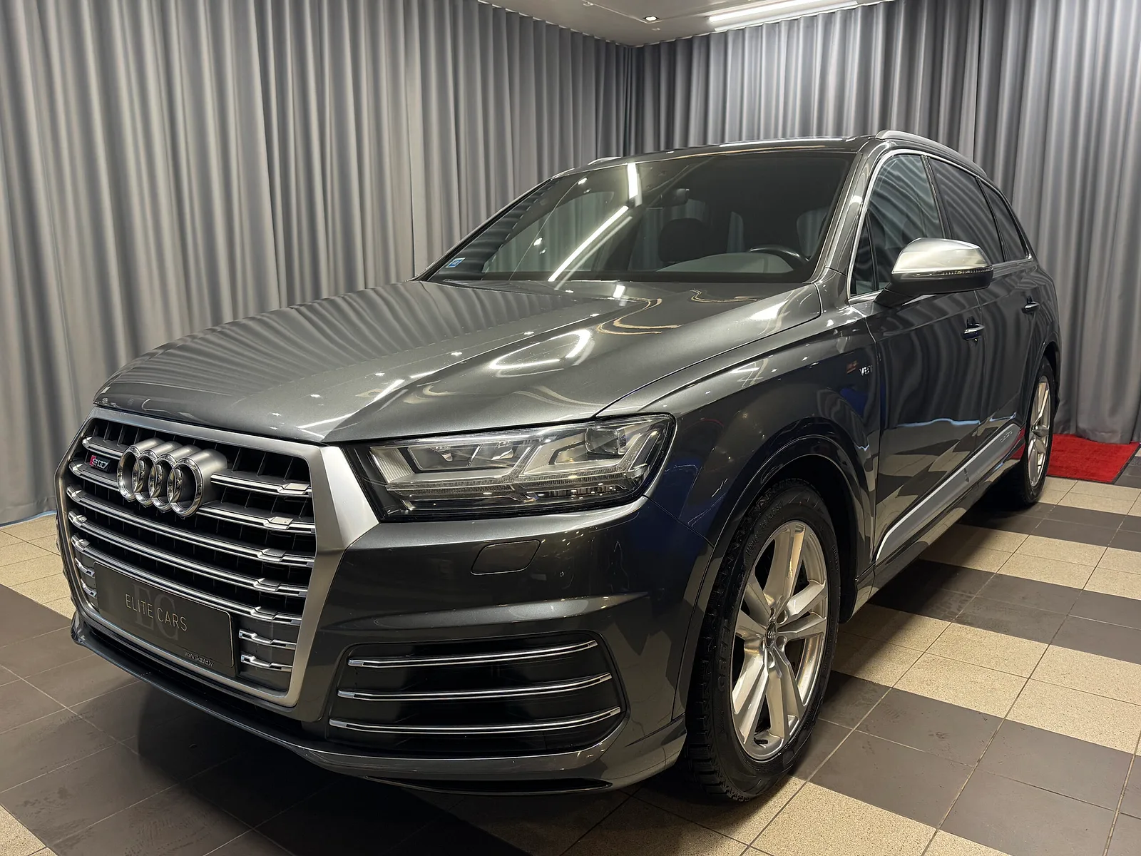 Audi SQ7 S Line, 2017. gads