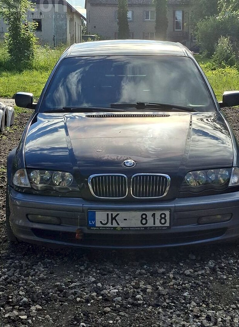 BMW 330 — foto 2