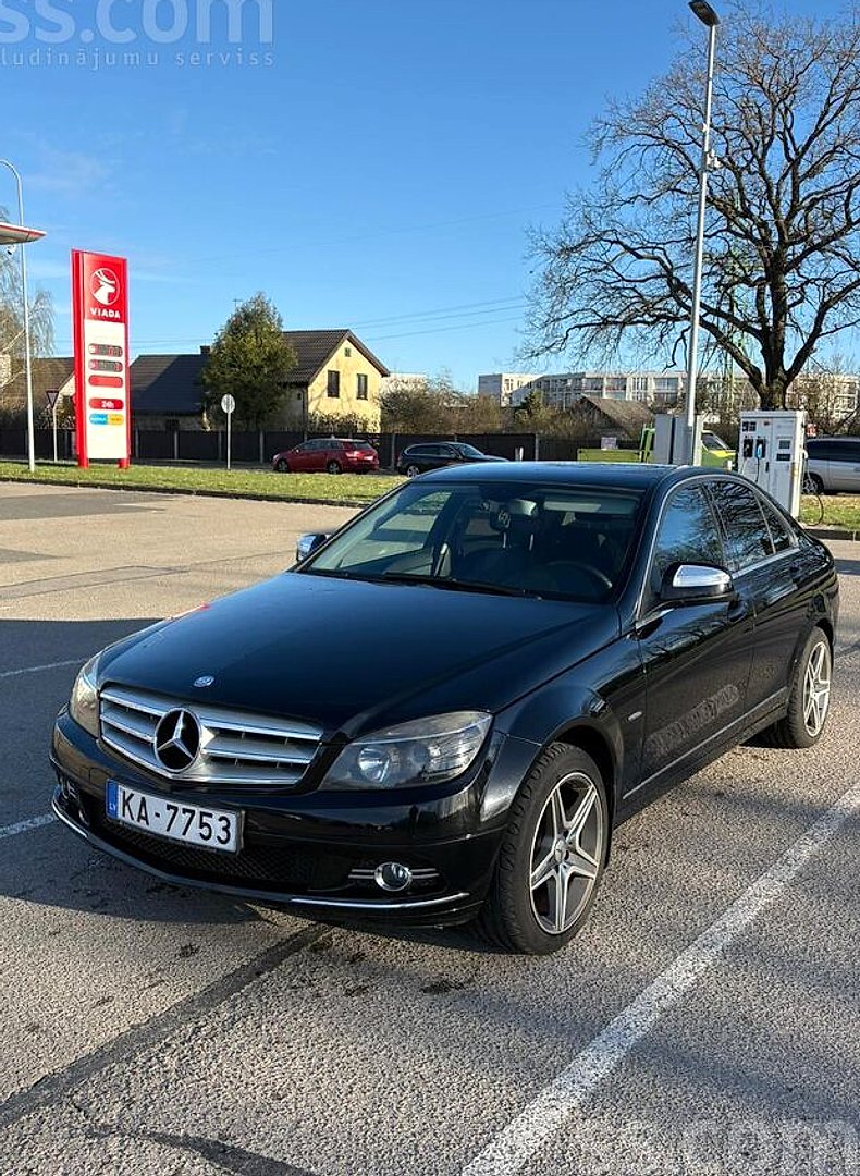 Mercedes-Benz C220 — foto 3