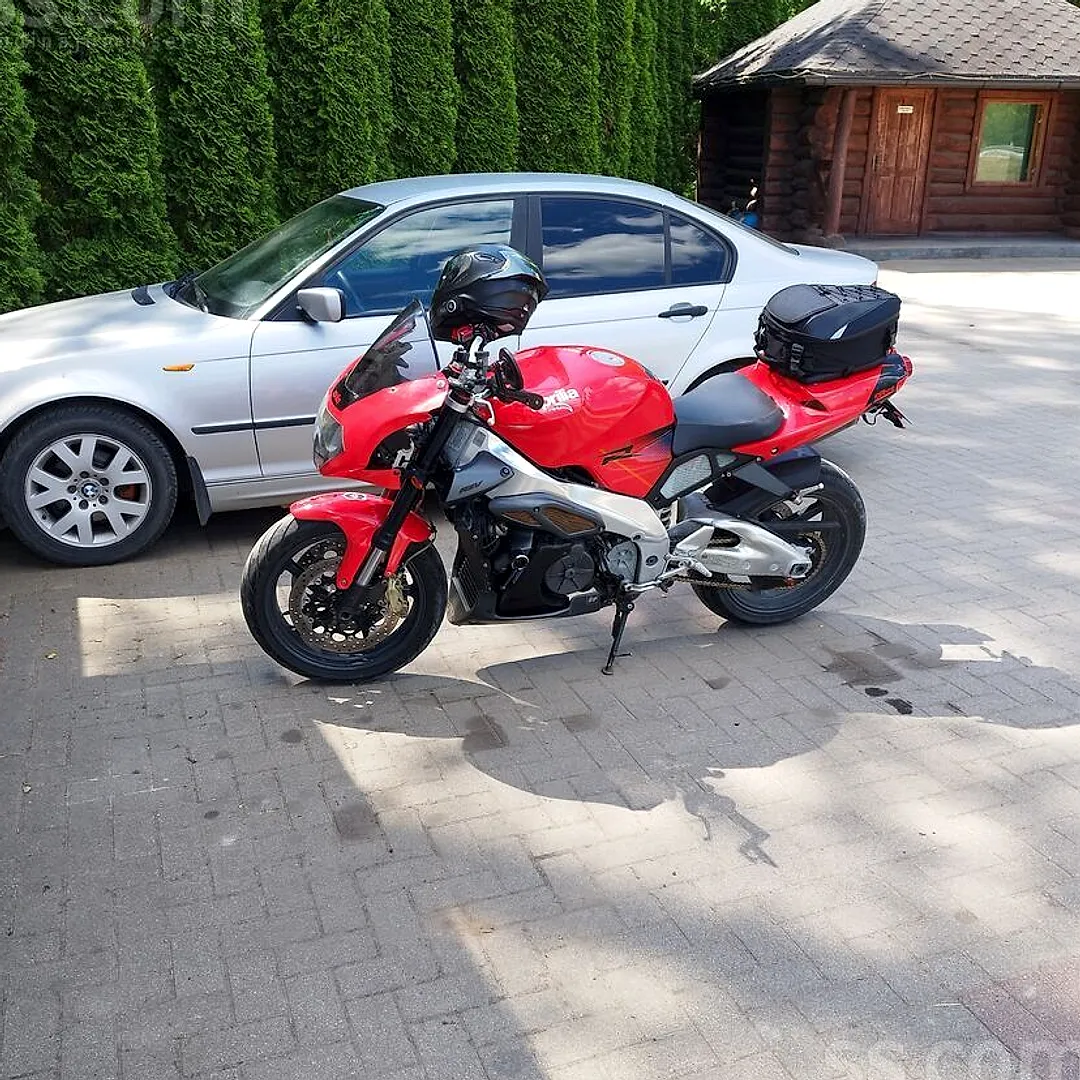 Aprilia Rsv1000, 1999. gads