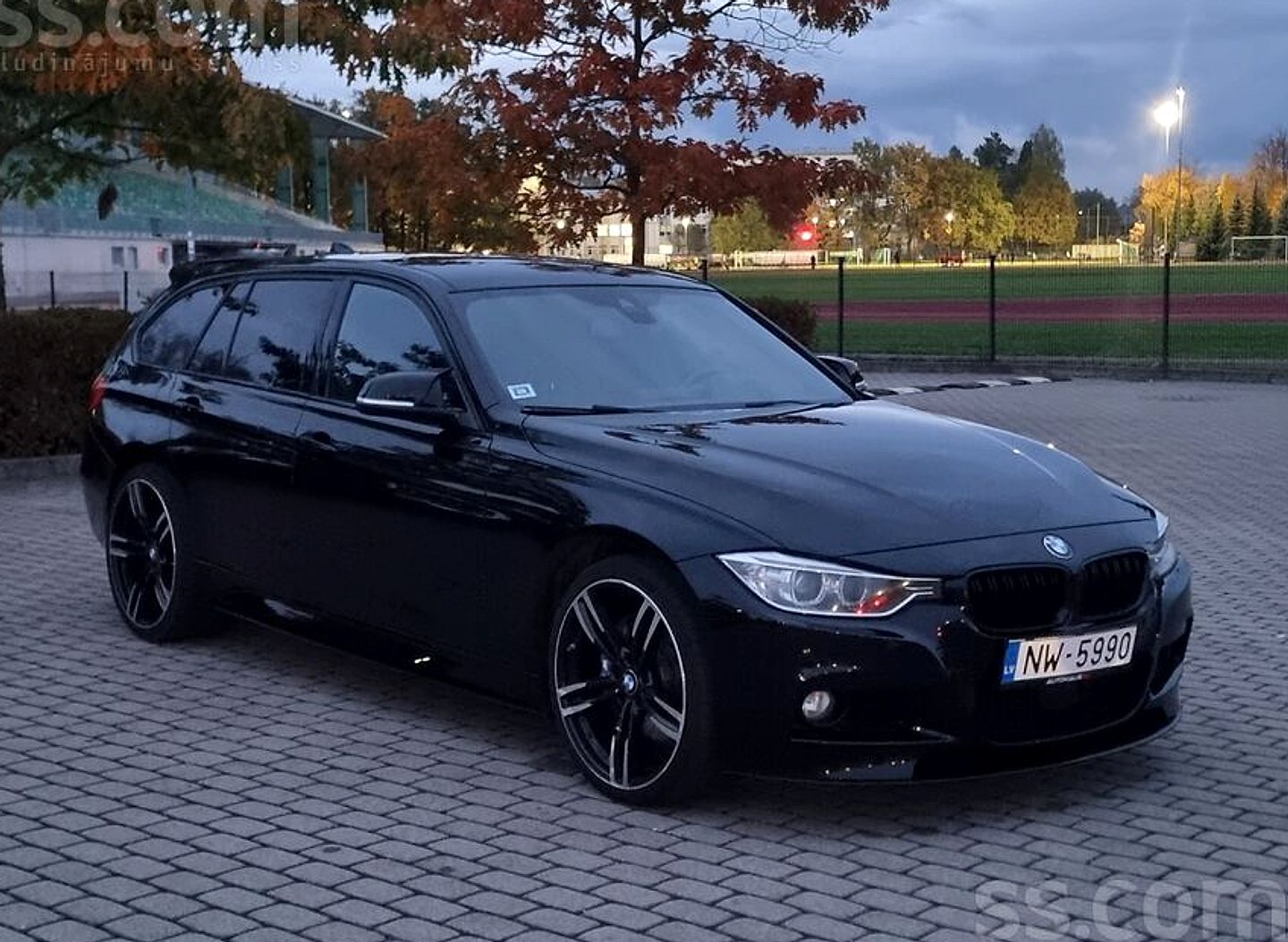 BMW 335 — foto 2