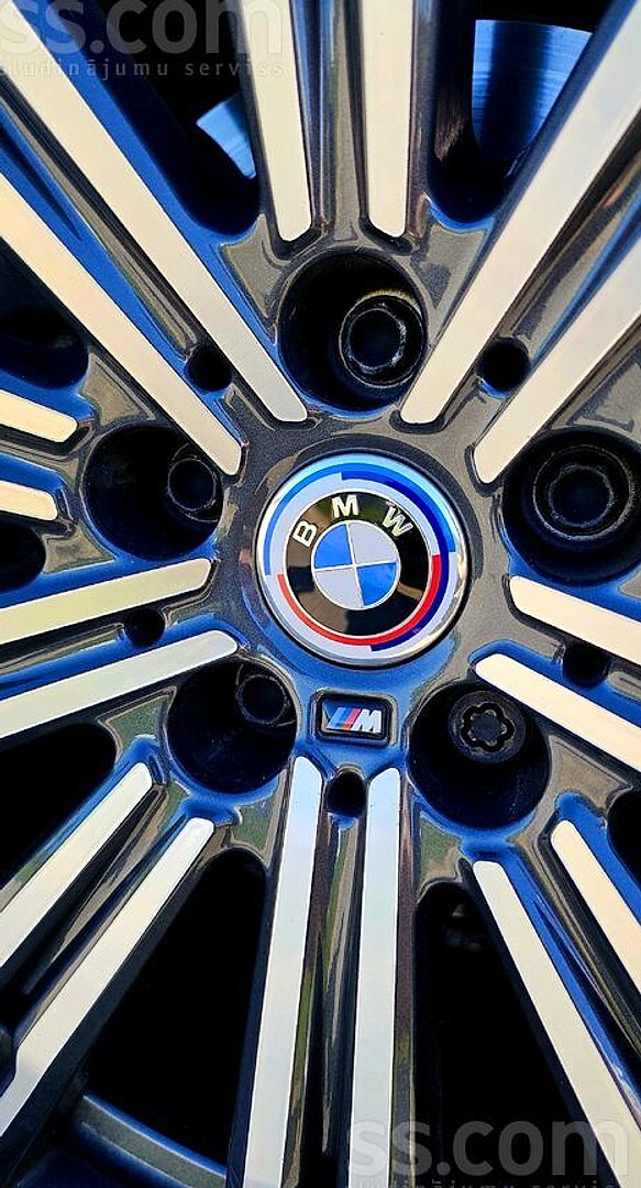 BMW 320 — foto 6