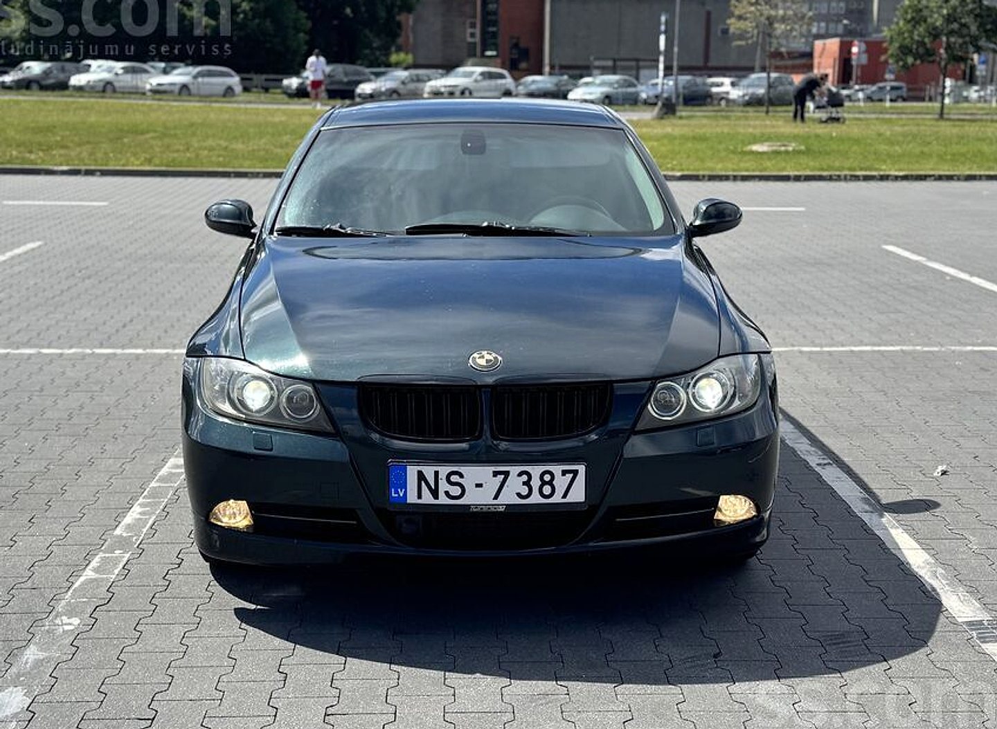 BMW 330 — foto 2