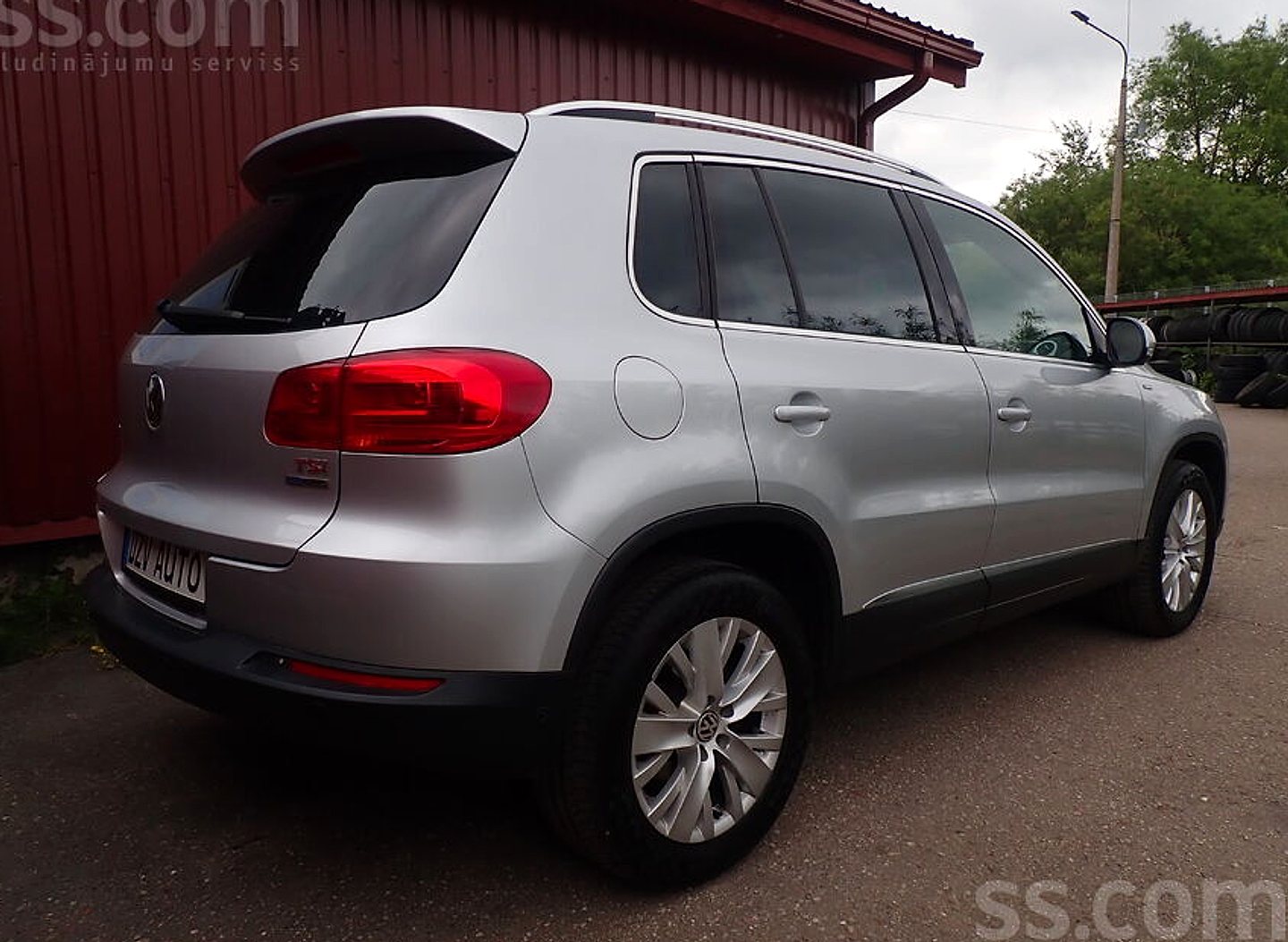 Volkswagen Tiguan — foto 2
