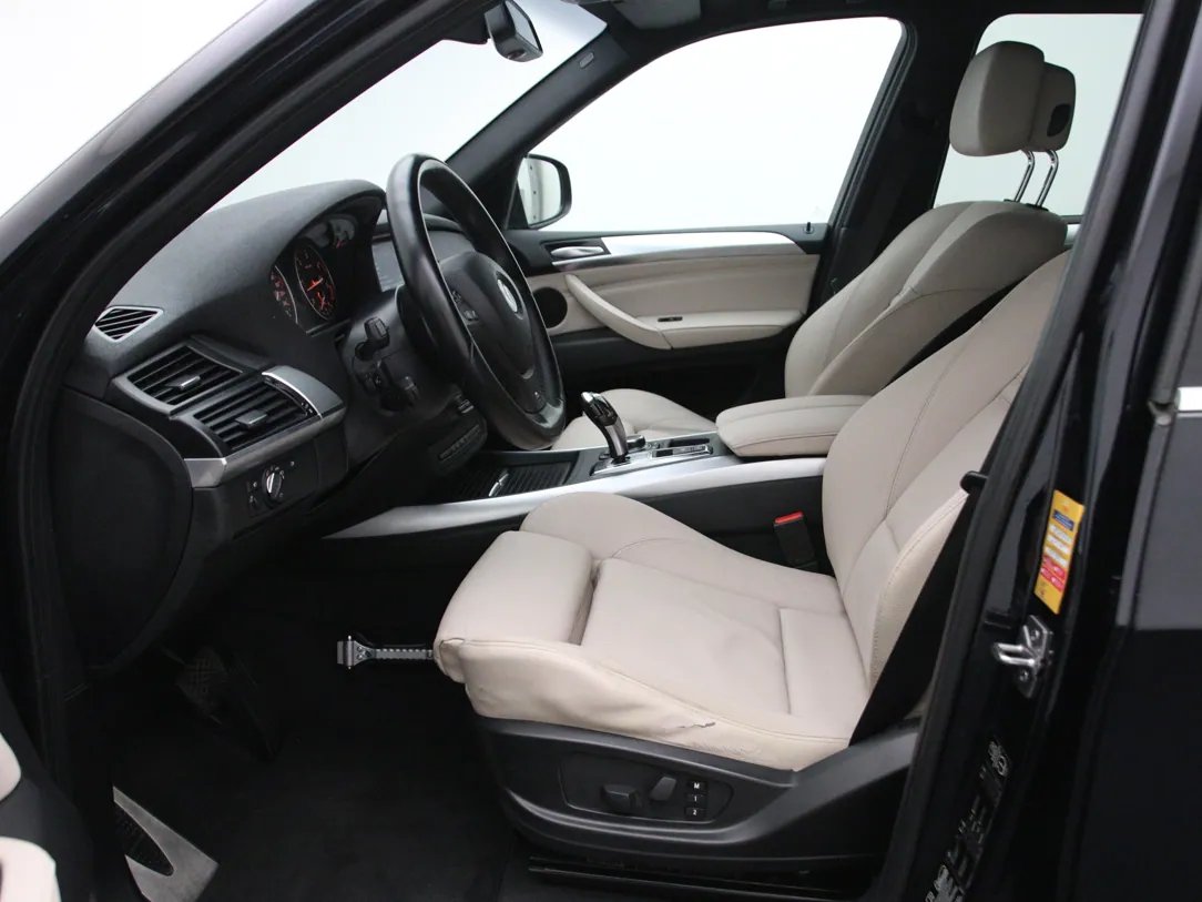 BMW X5 — foto 5