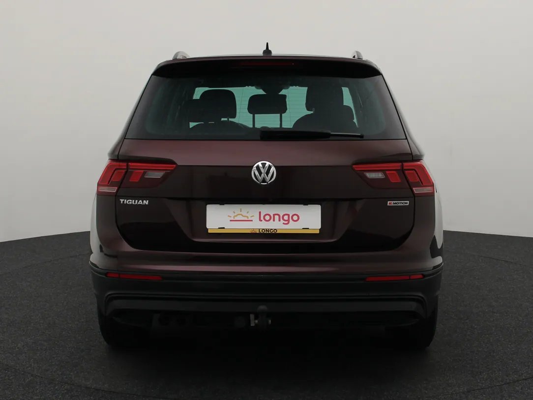Volkswagen Tiguan — foto 6