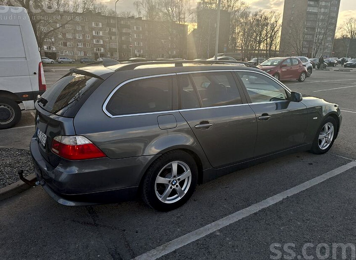 BMW 525 — foto 4