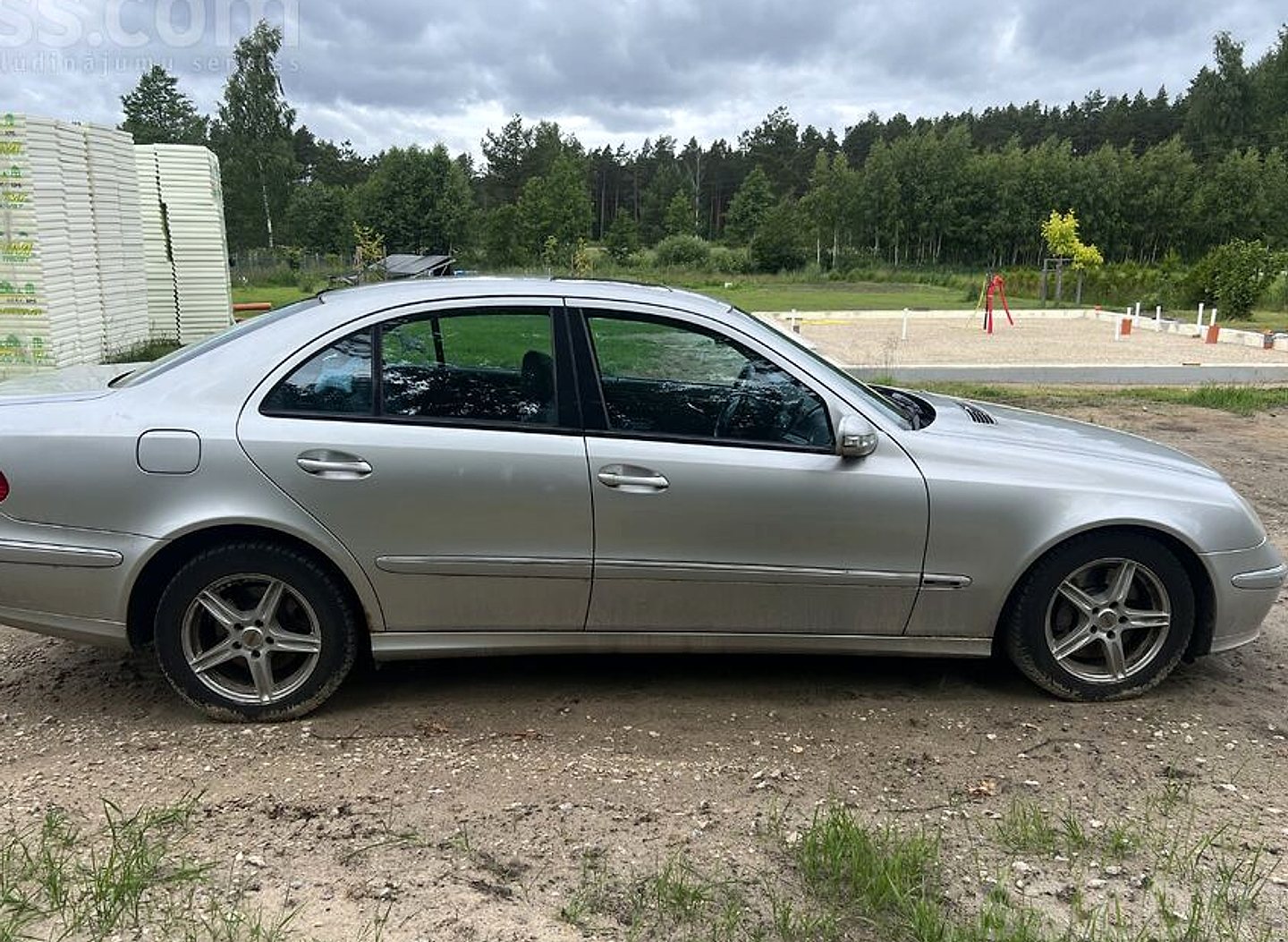 Mercedes-Benz E350 — foto 4