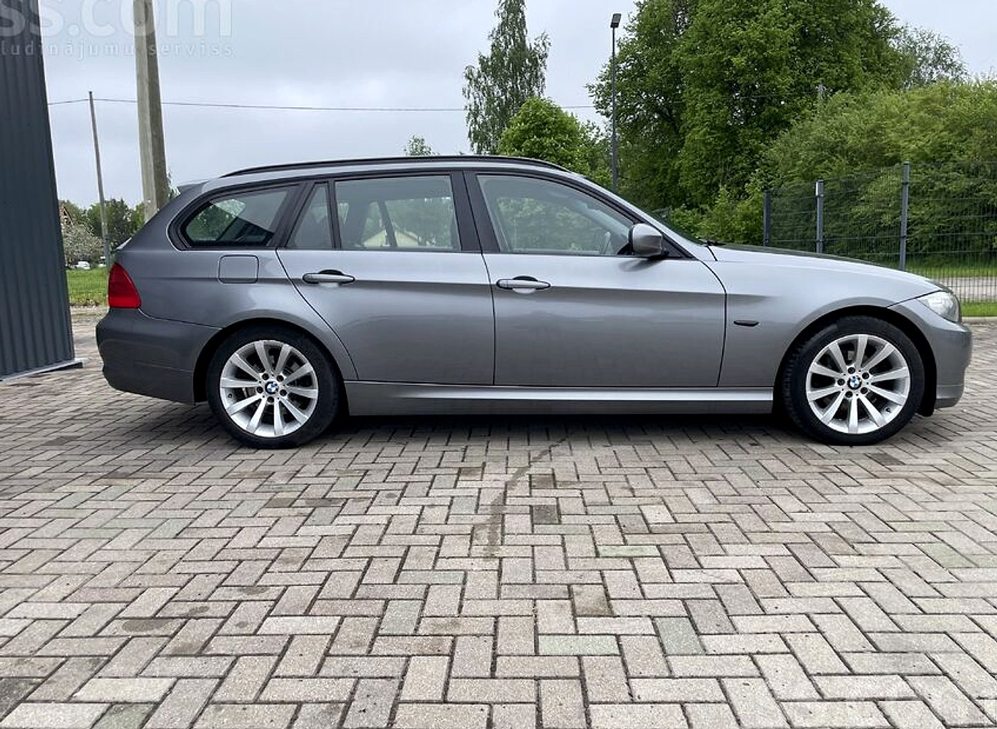 BMW 320 — foto 5
