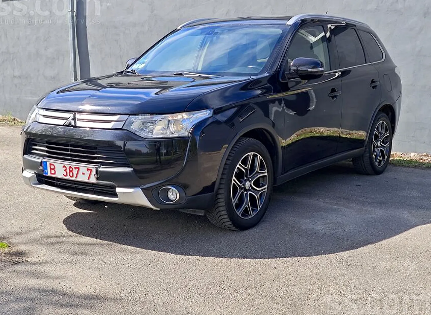 Mitsubishi Outlander, 2015. gads