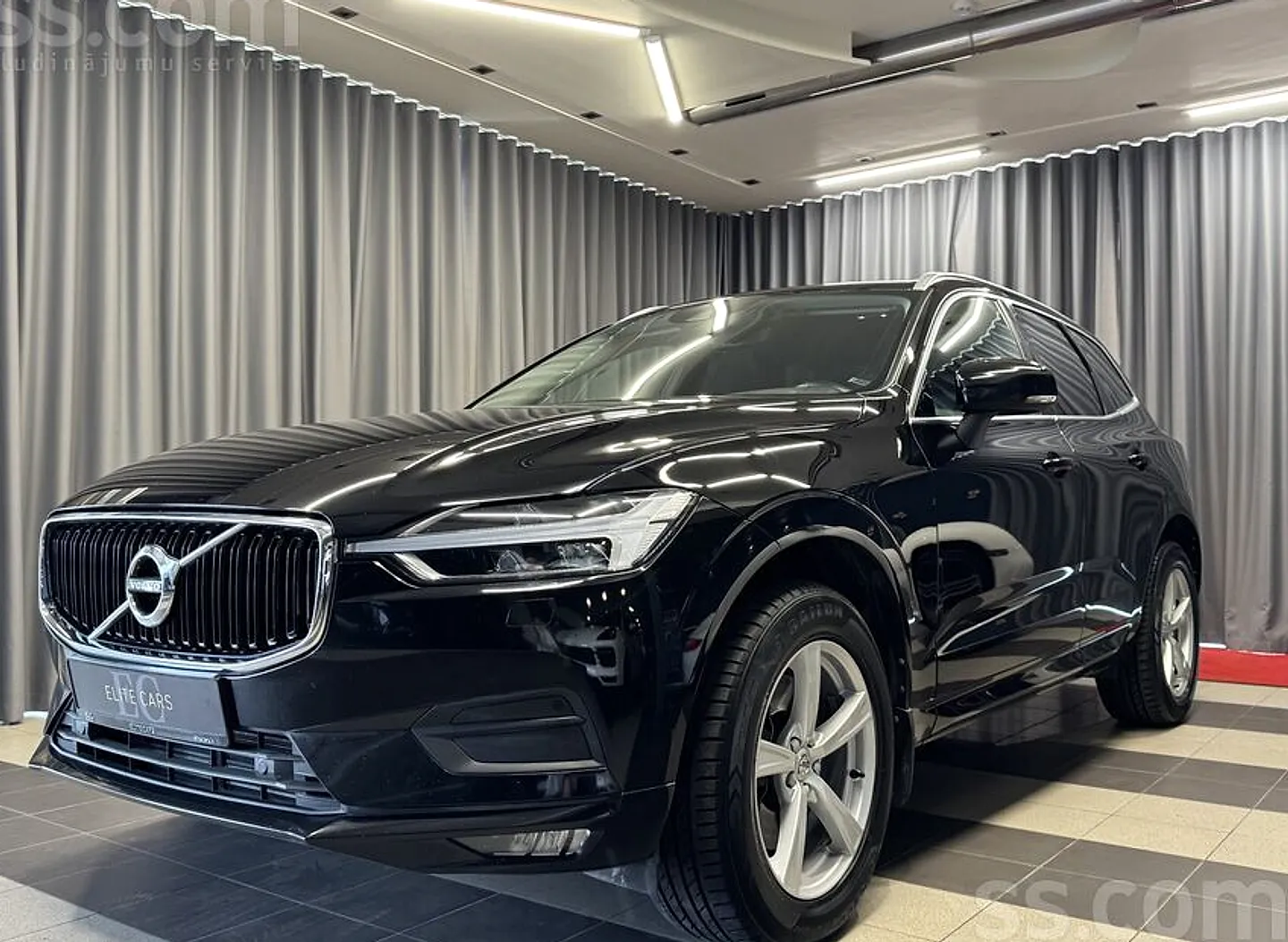 Volvo XC 60, 2020. gads