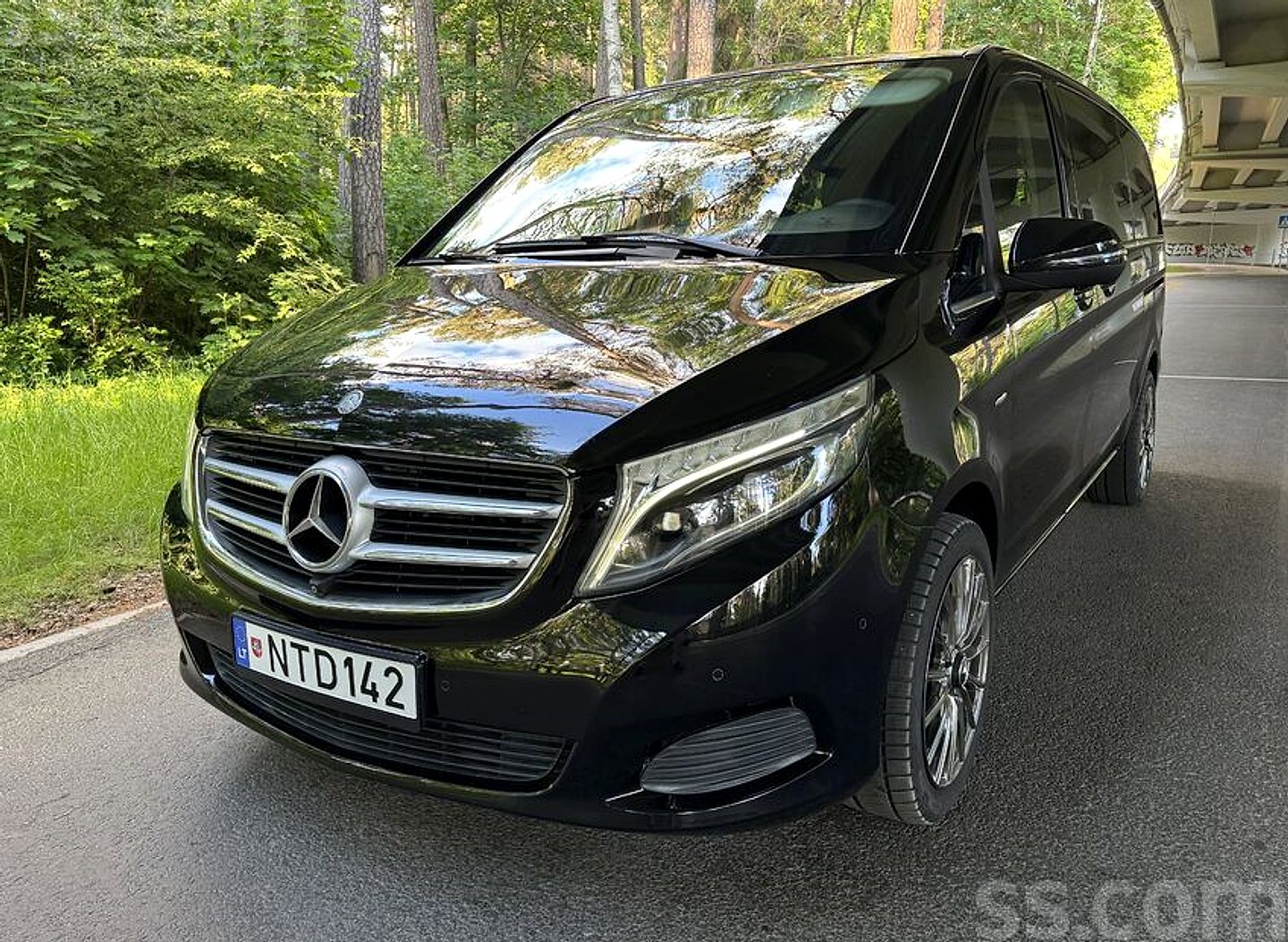 Mercedes-Benz V250 — foto 2