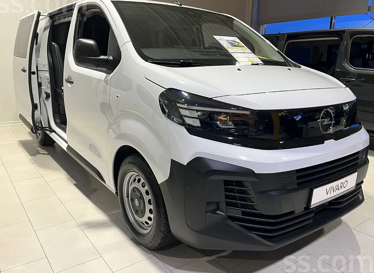 Opel Vivaro, 2025. gads