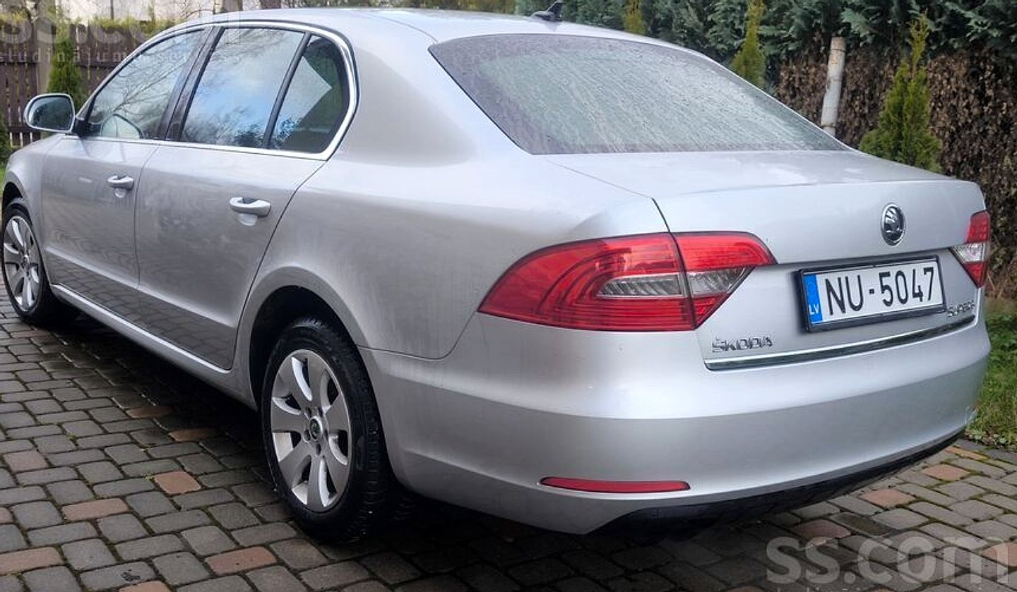 Škoda Superb — foto 4