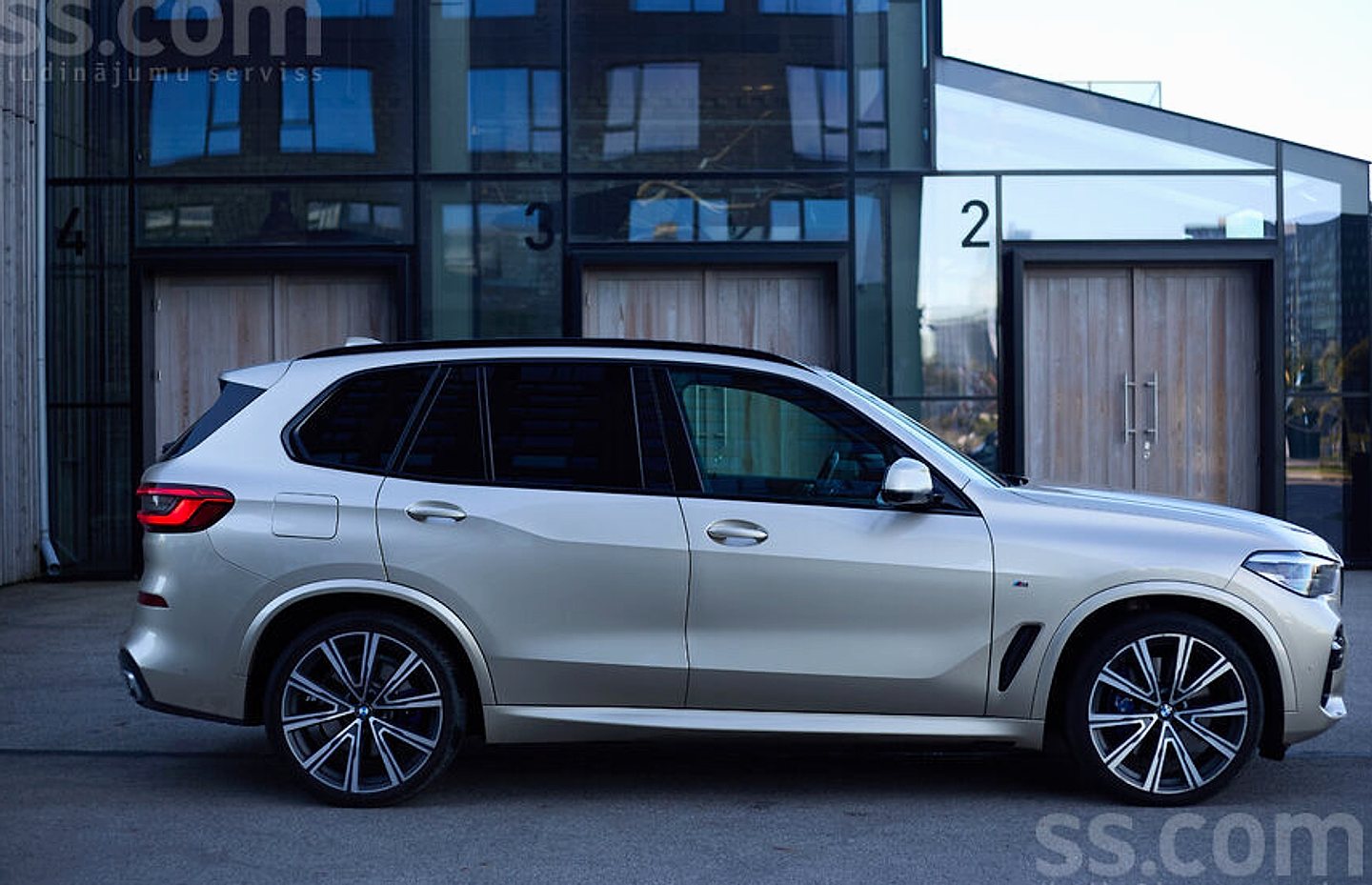 BMW X5 — foto 5