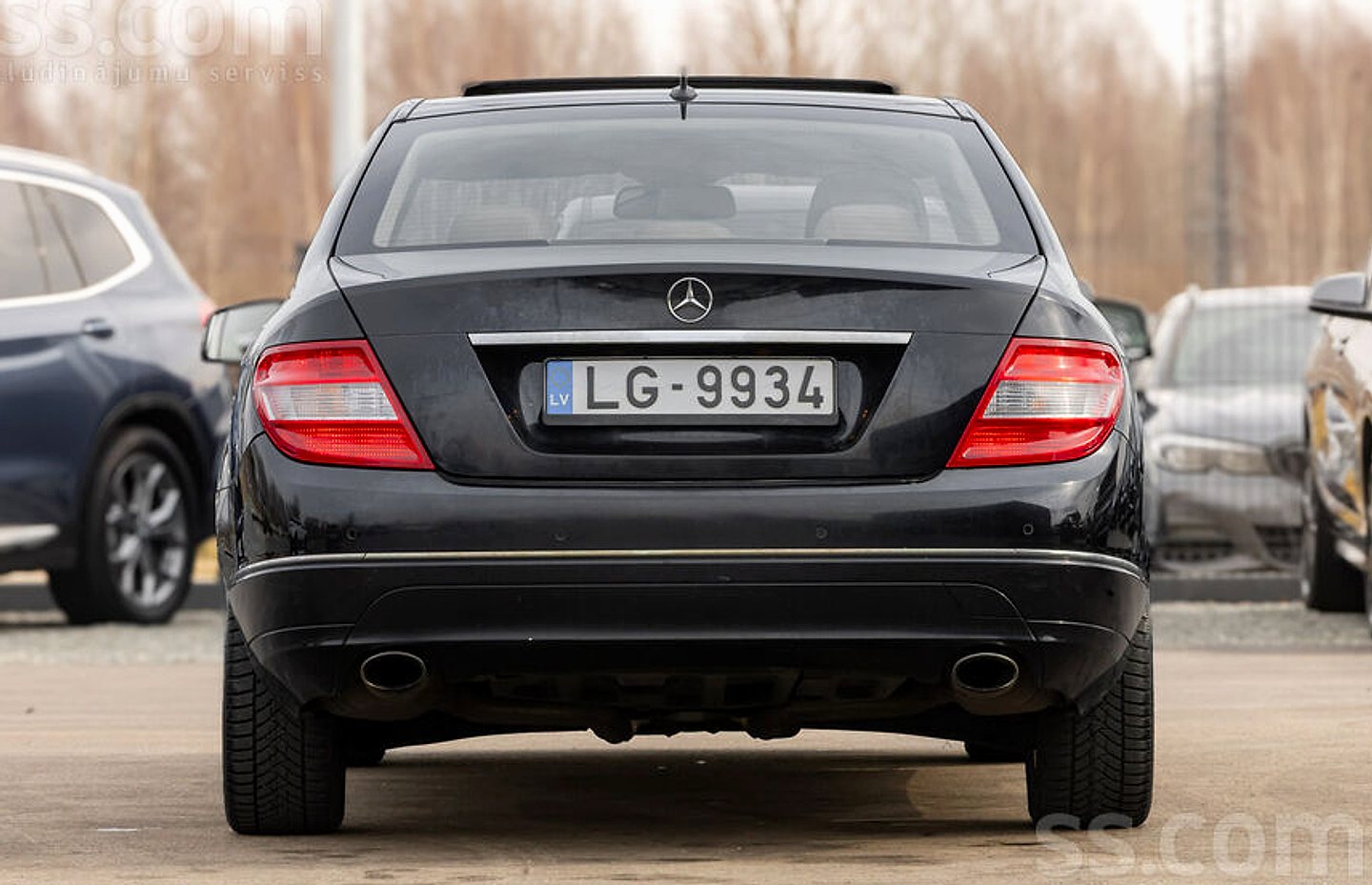 Mercedes-Benz C350 — foto 6