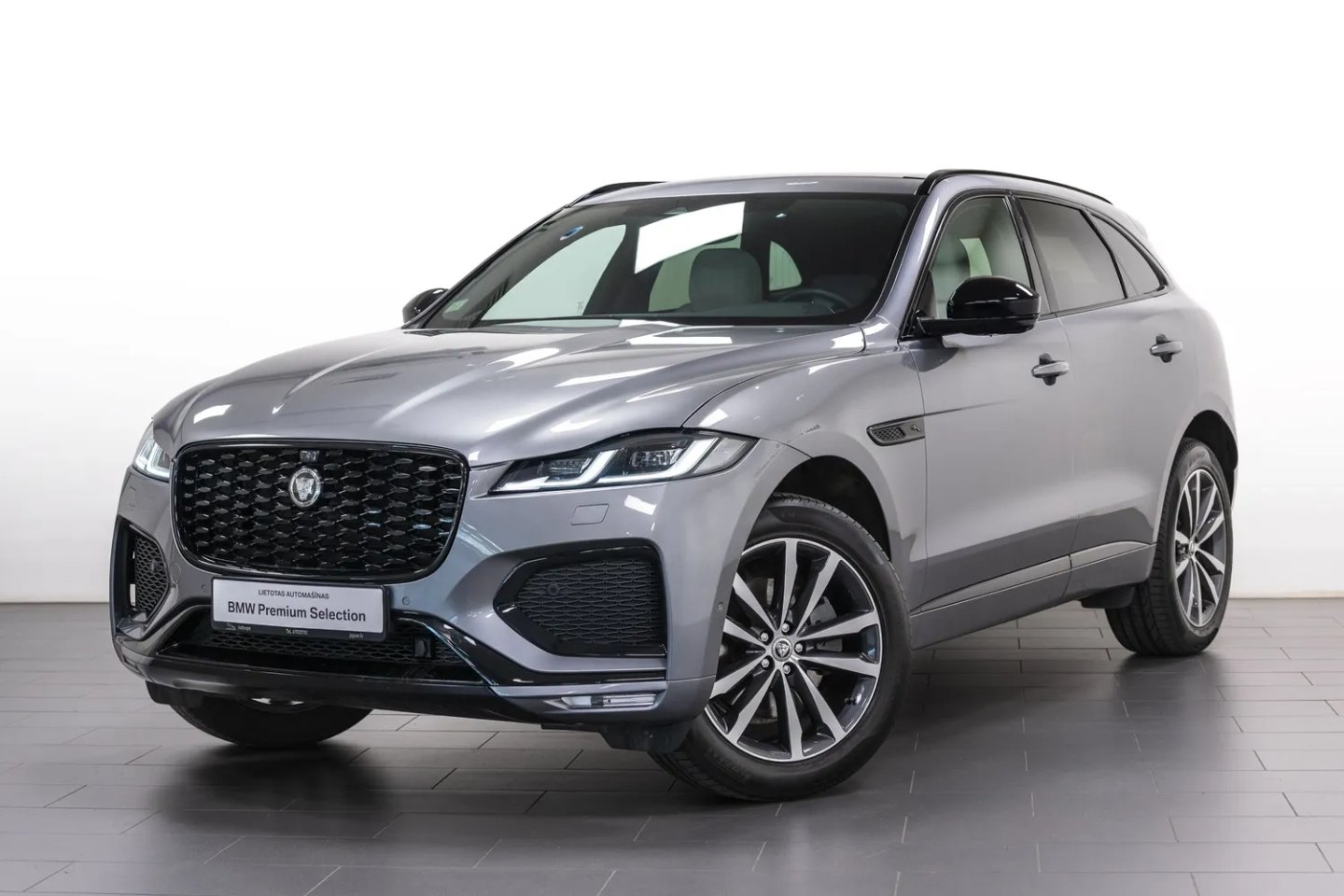 Jaguar F PACE, 2024. gads