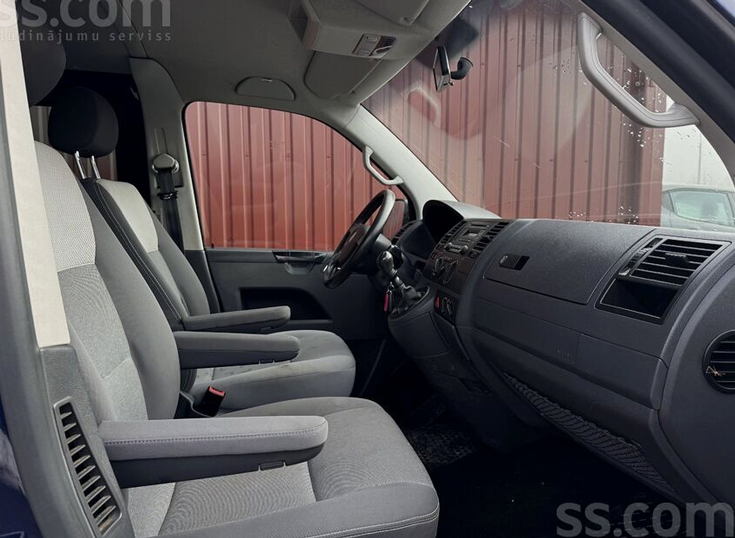 Volkswagen Multivan — foto 3