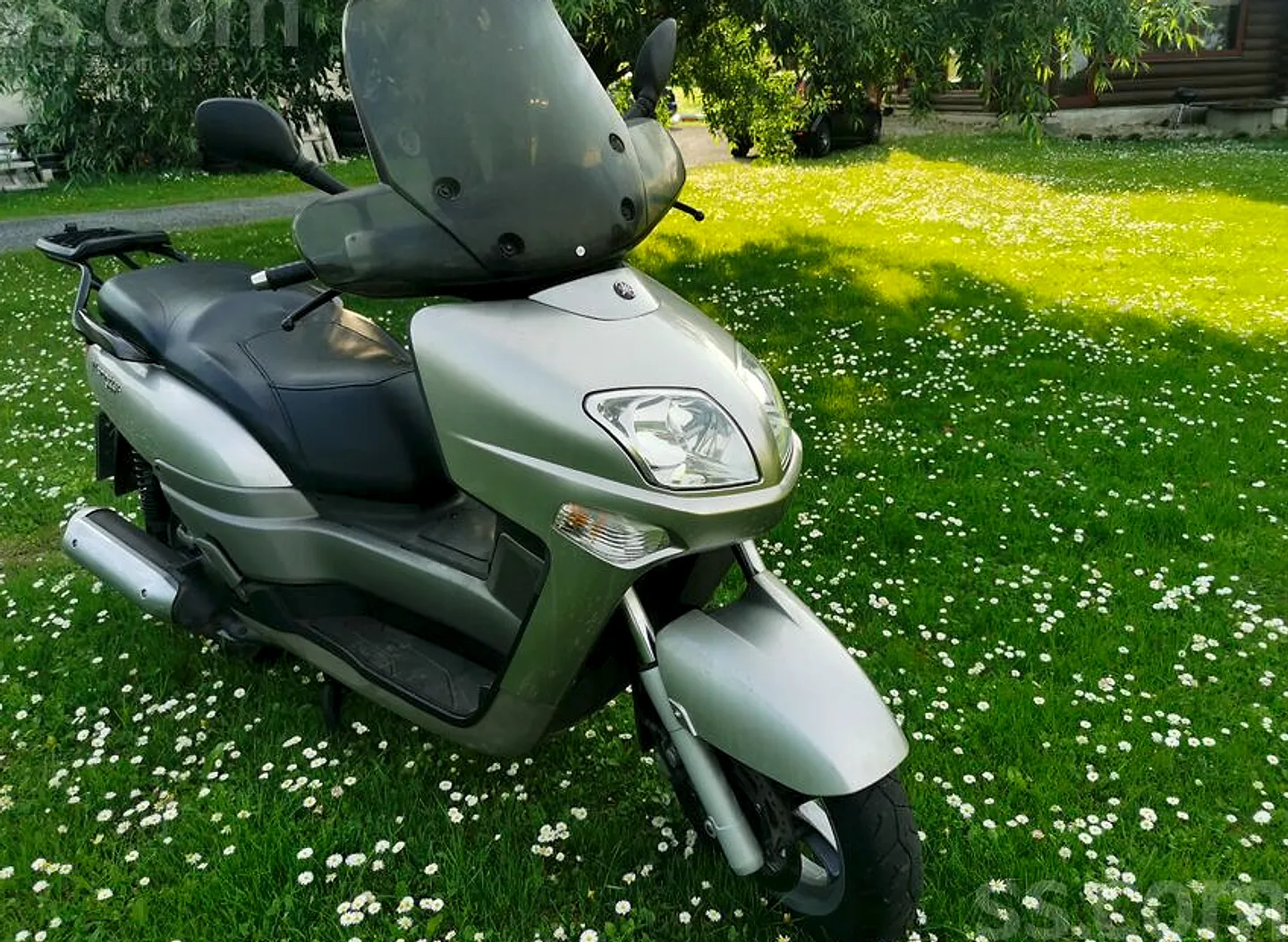 Yamaha Versity 300, 2004. gads