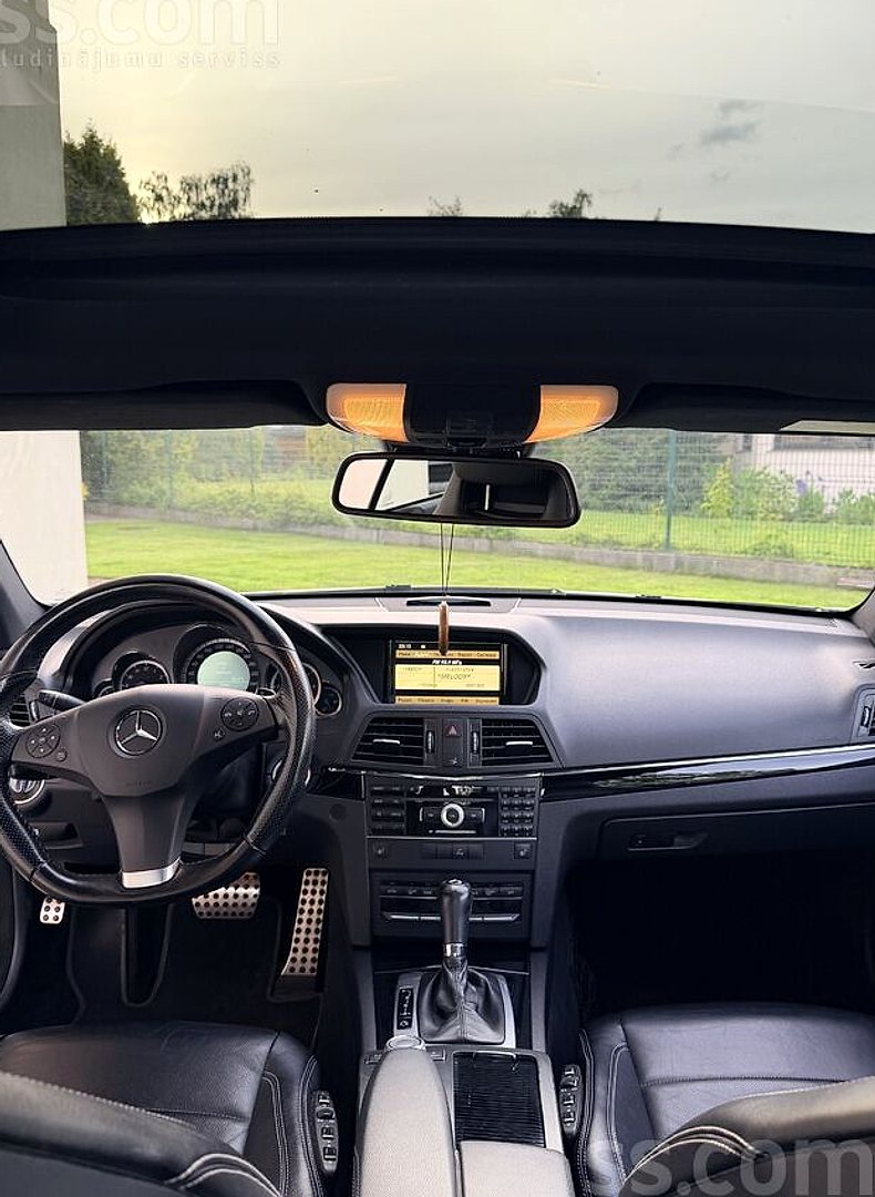 Mercedes-Benz E250 — foto 5