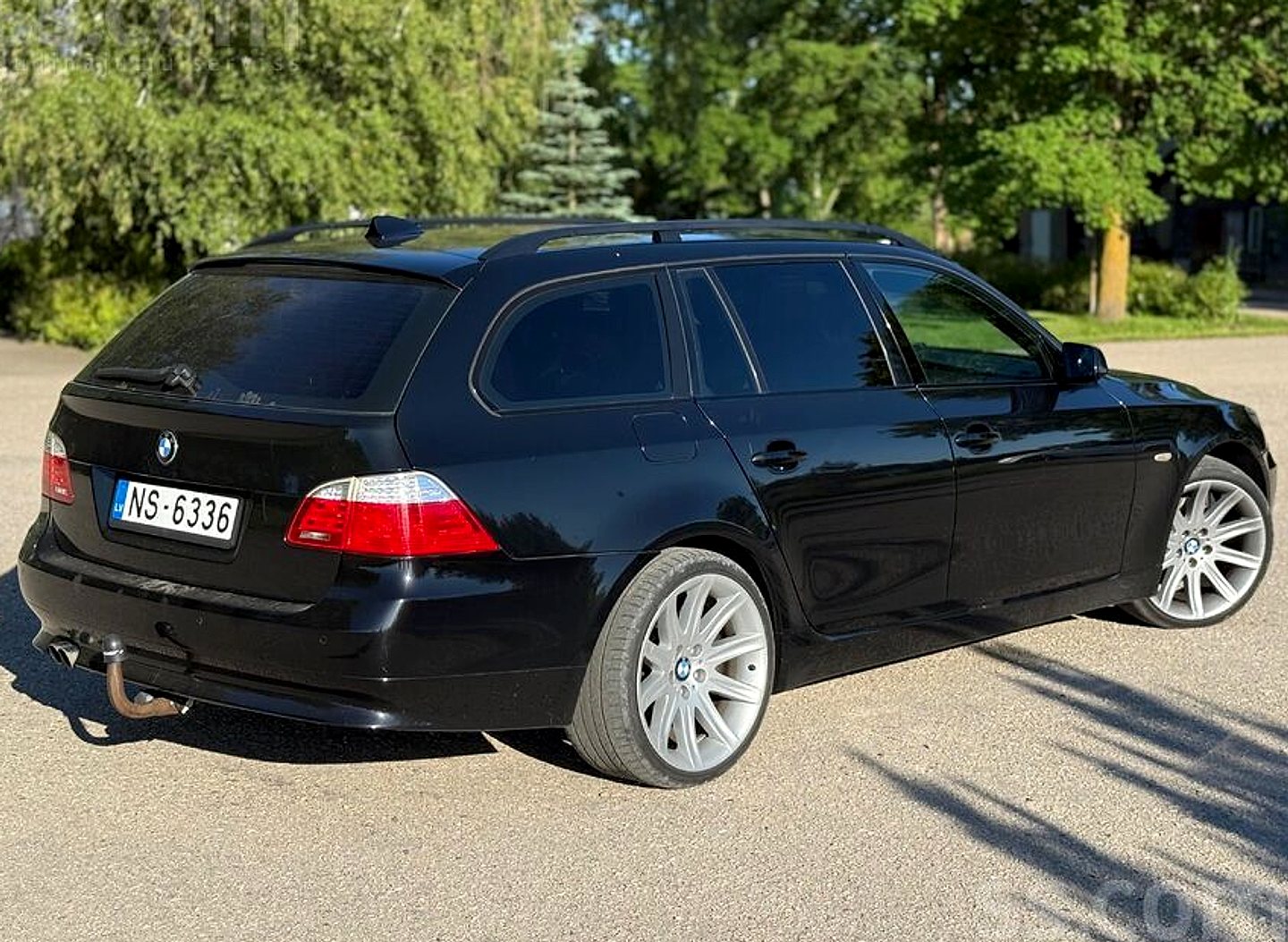 BMW 525 — foto 2