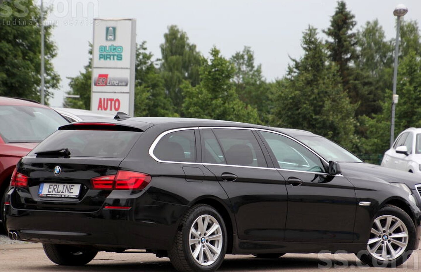 BMW 520 — foto 2