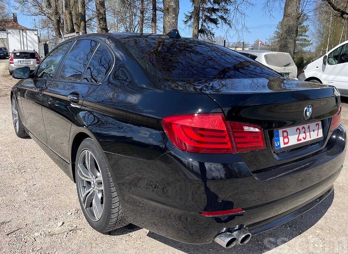 BMW 520 — foto 3