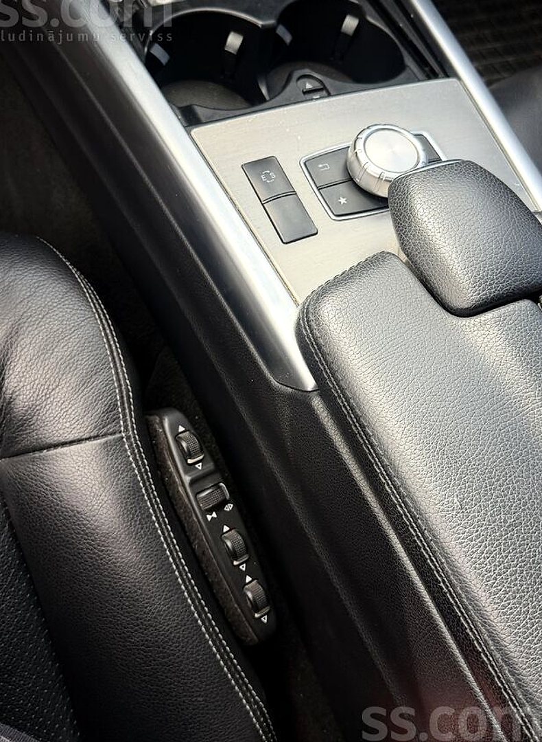 Mercedes-Benz E200 — foto 6
