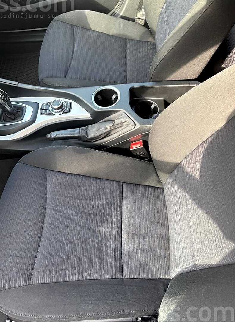 BMW X1 — foto 4