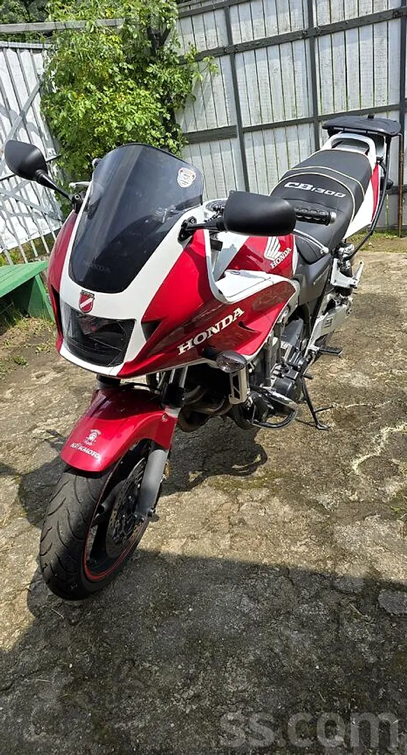 Honda Cb, 2006. gads