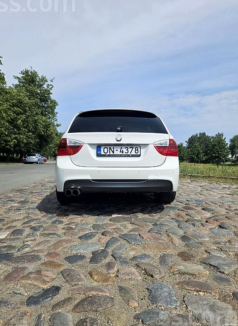 BMW 320 — foto 6