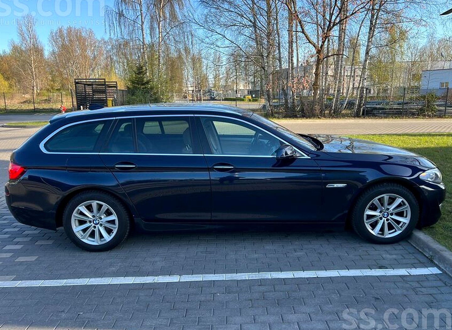 BMW 520 — foto 5