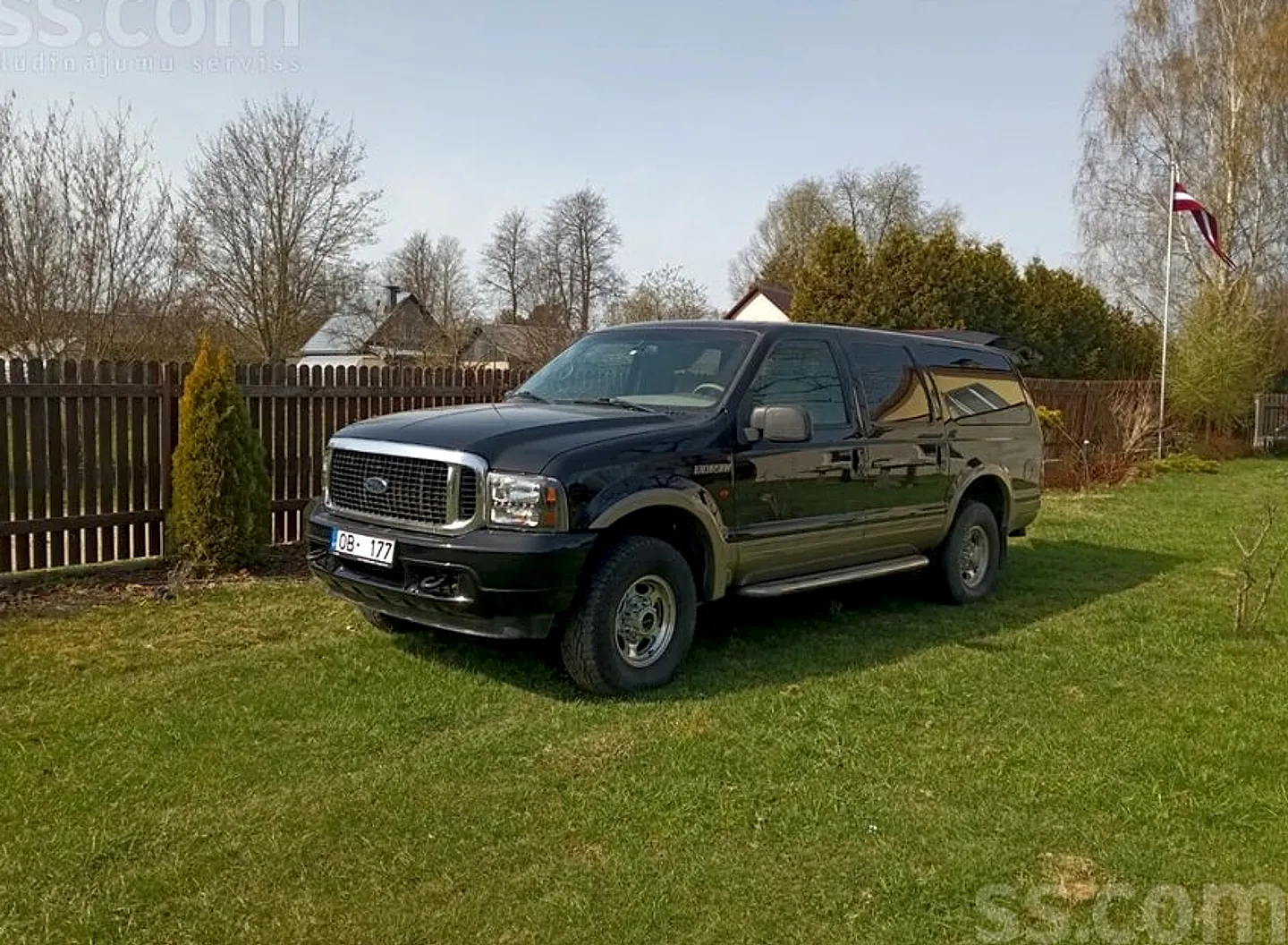 Ford Excursion, 2001. gads