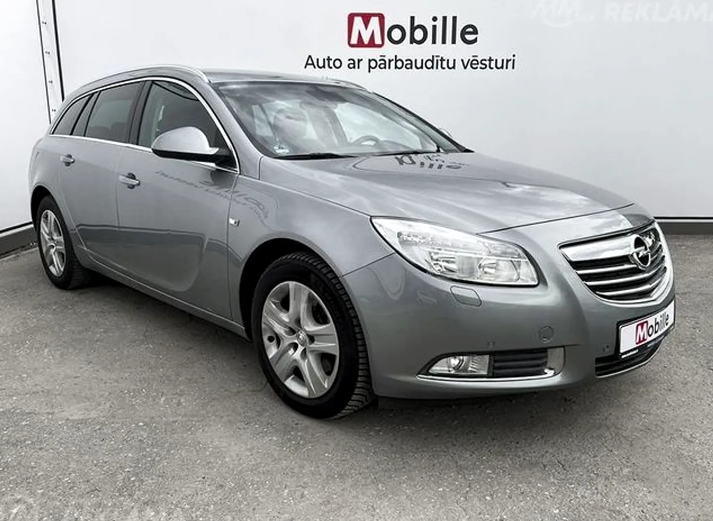 Opel Insignia, 2011. gads
