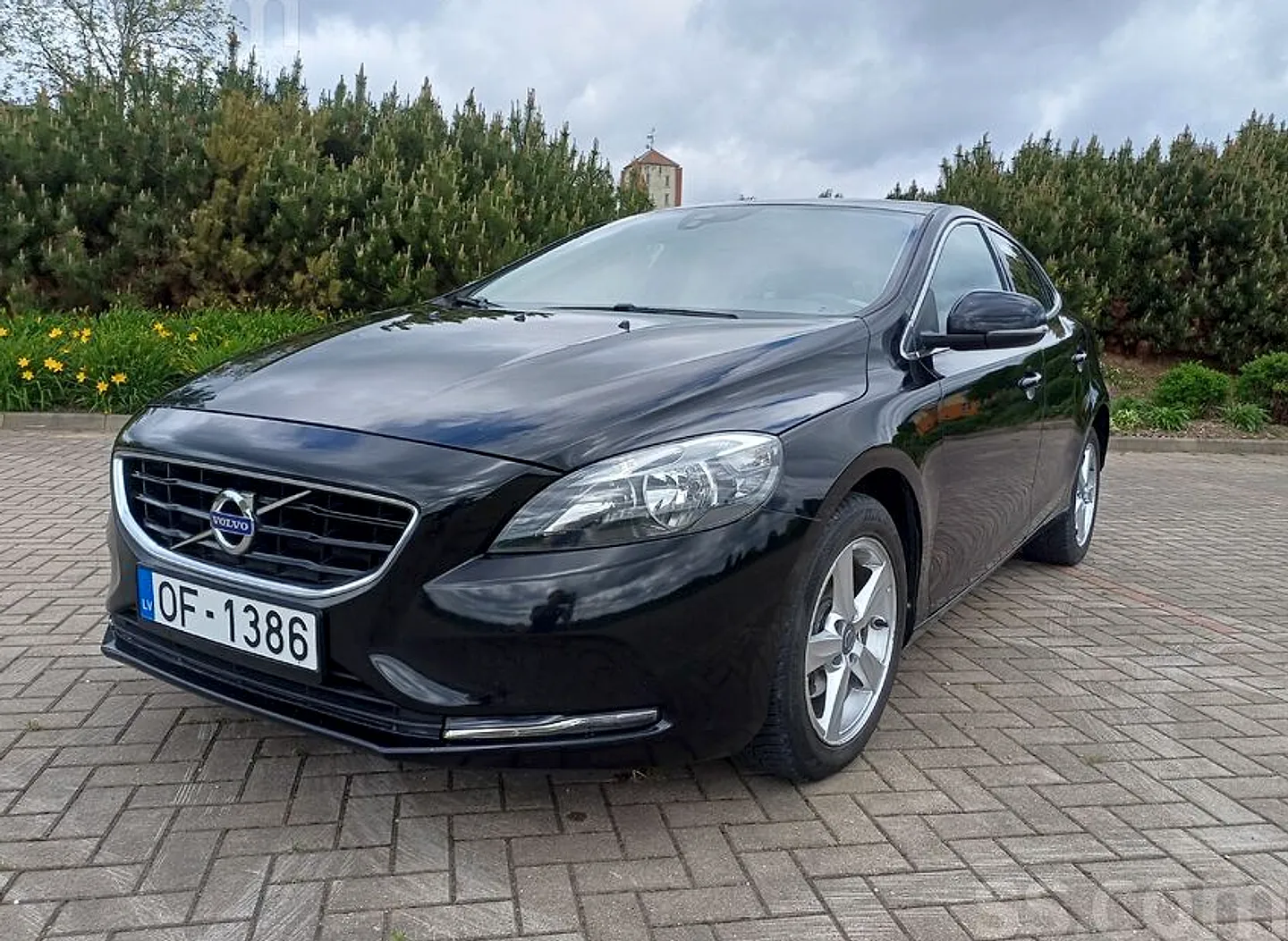 Volvo V40, 2015. gads