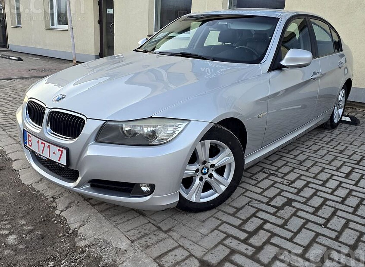 BMW 318 — foto 2
