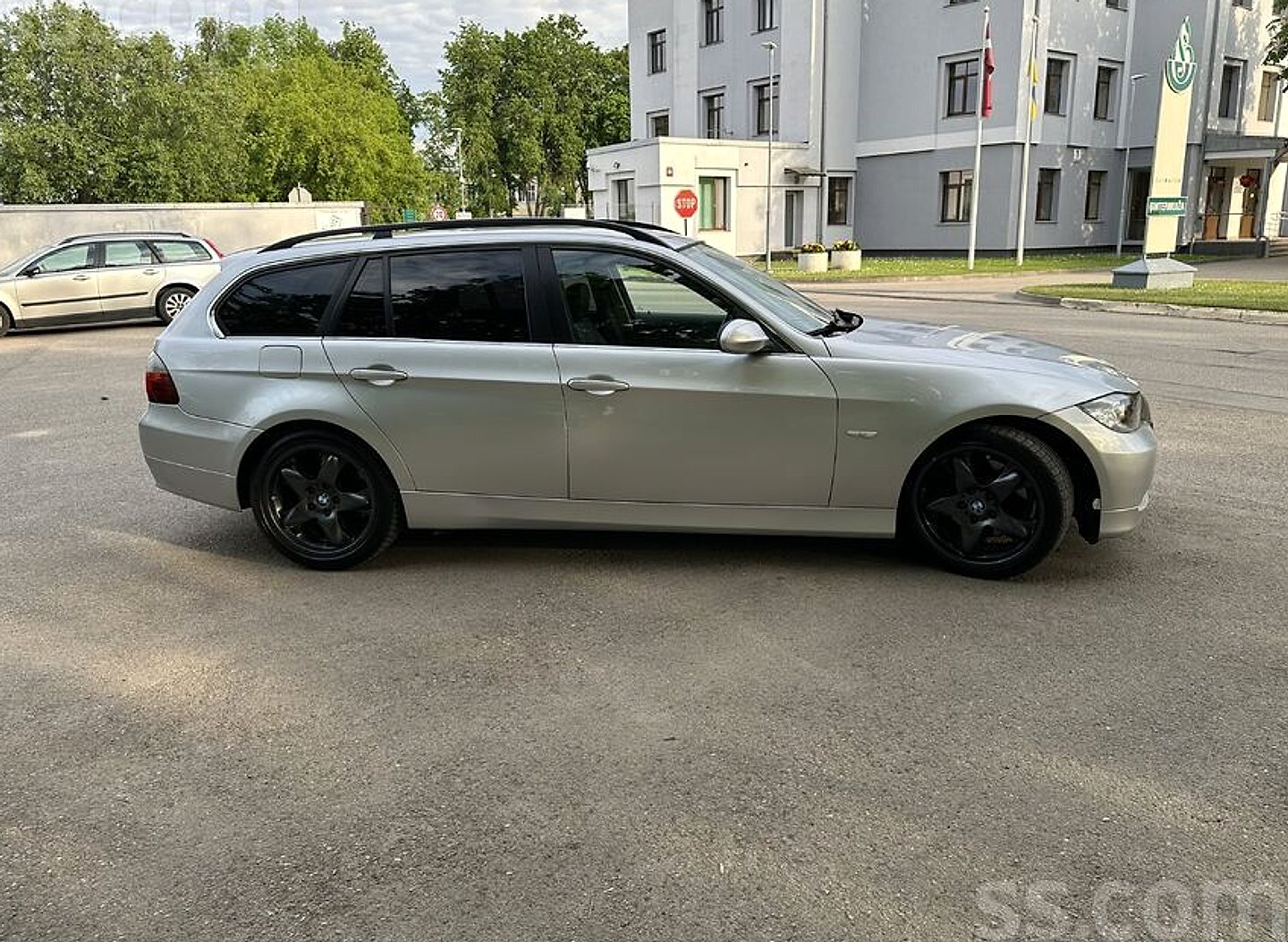 BMW 325 — foto 4