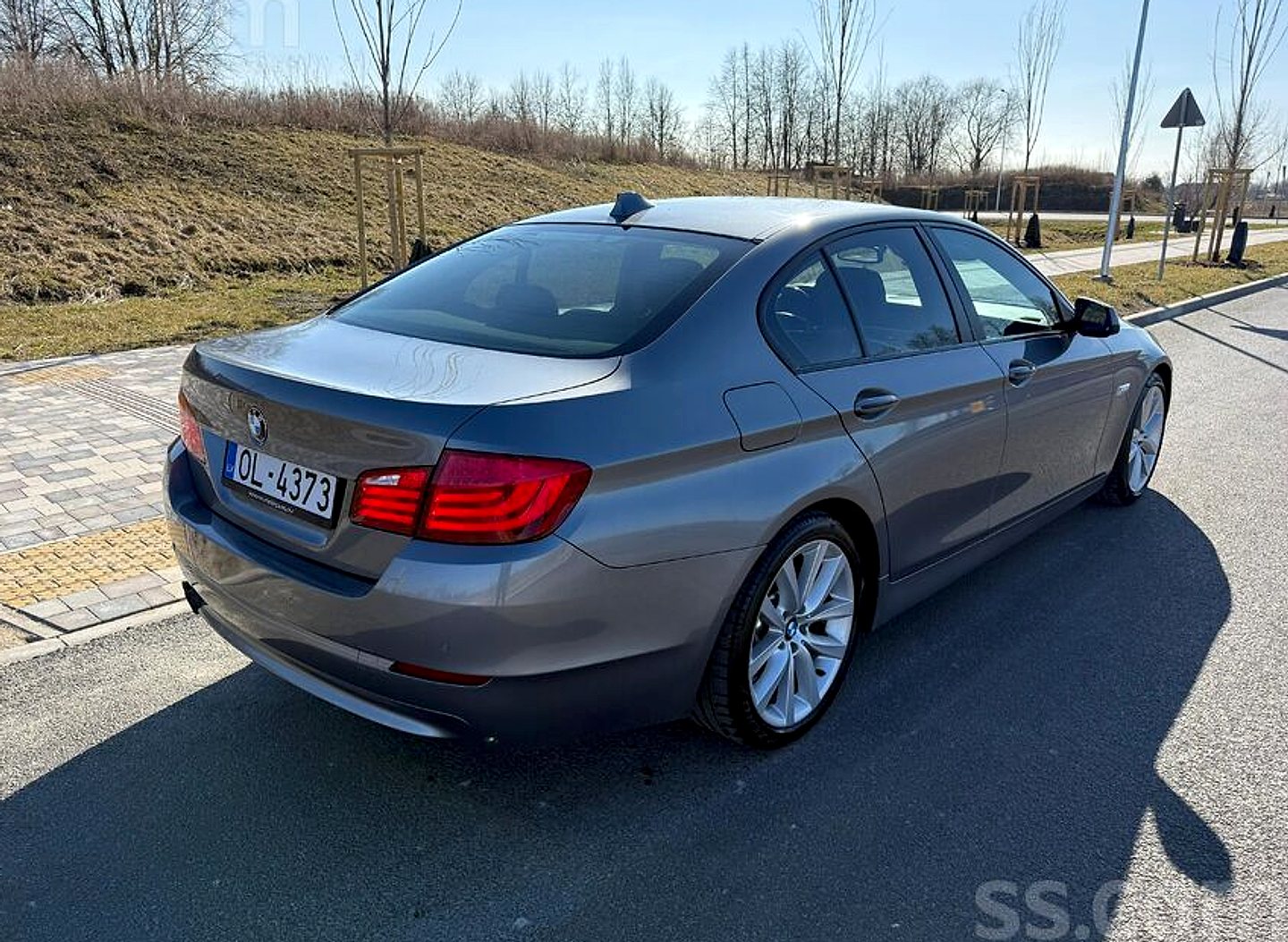 BMW 530 — foto 5