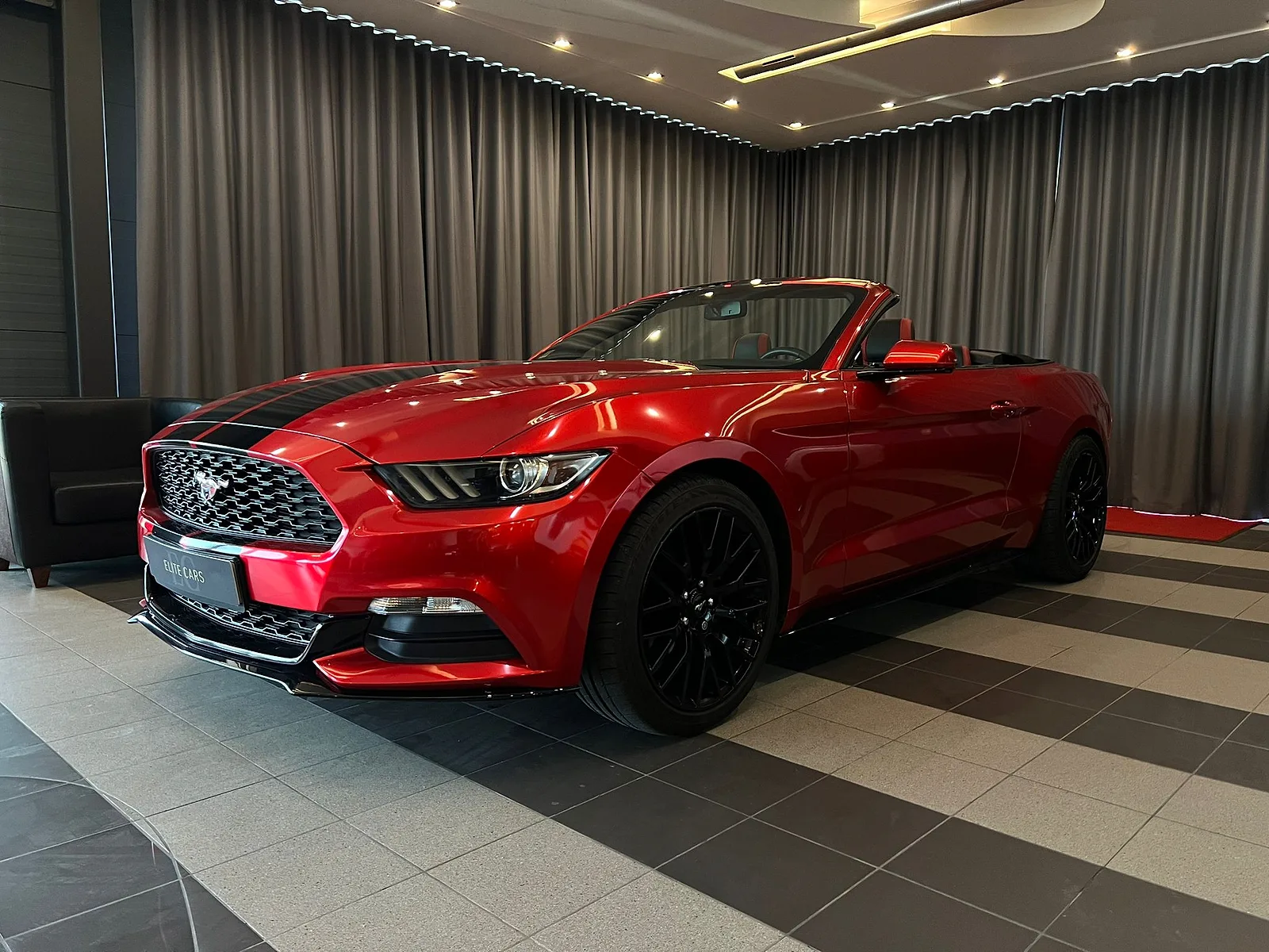 Ford Mustang, 2016. gads