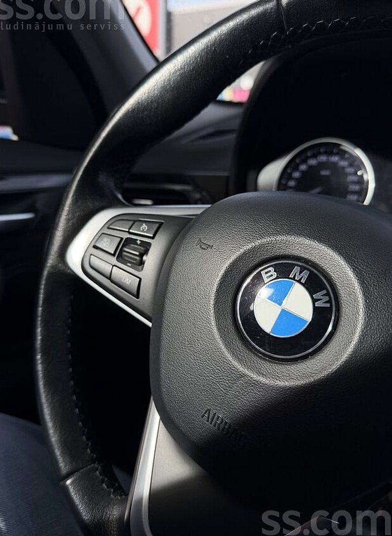 BMW X1 — foto 6