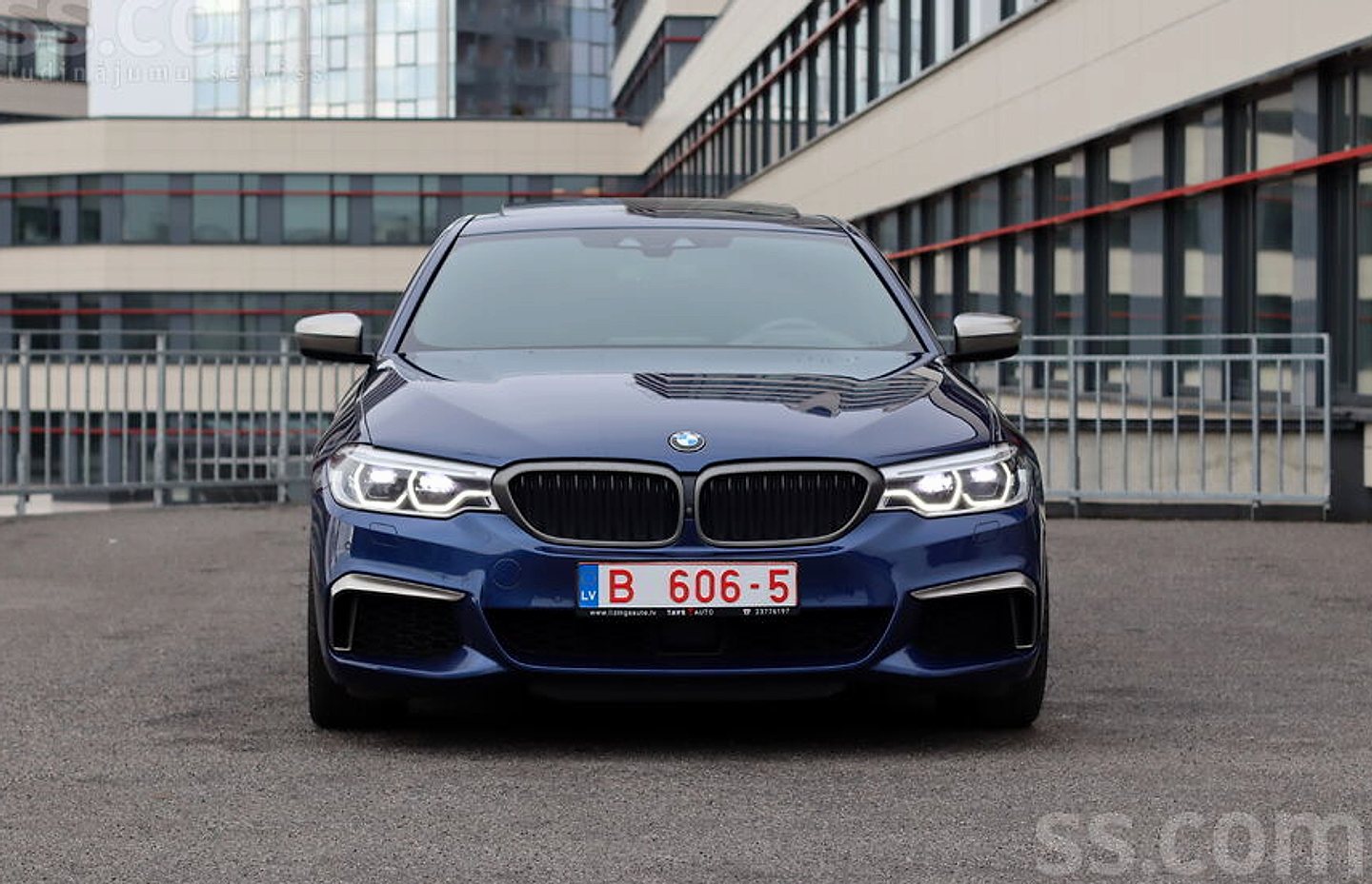 BMW 550 — foto 2