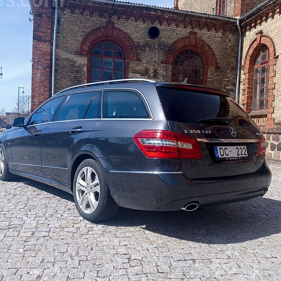 Mercedes-Benz E350 — foto 3