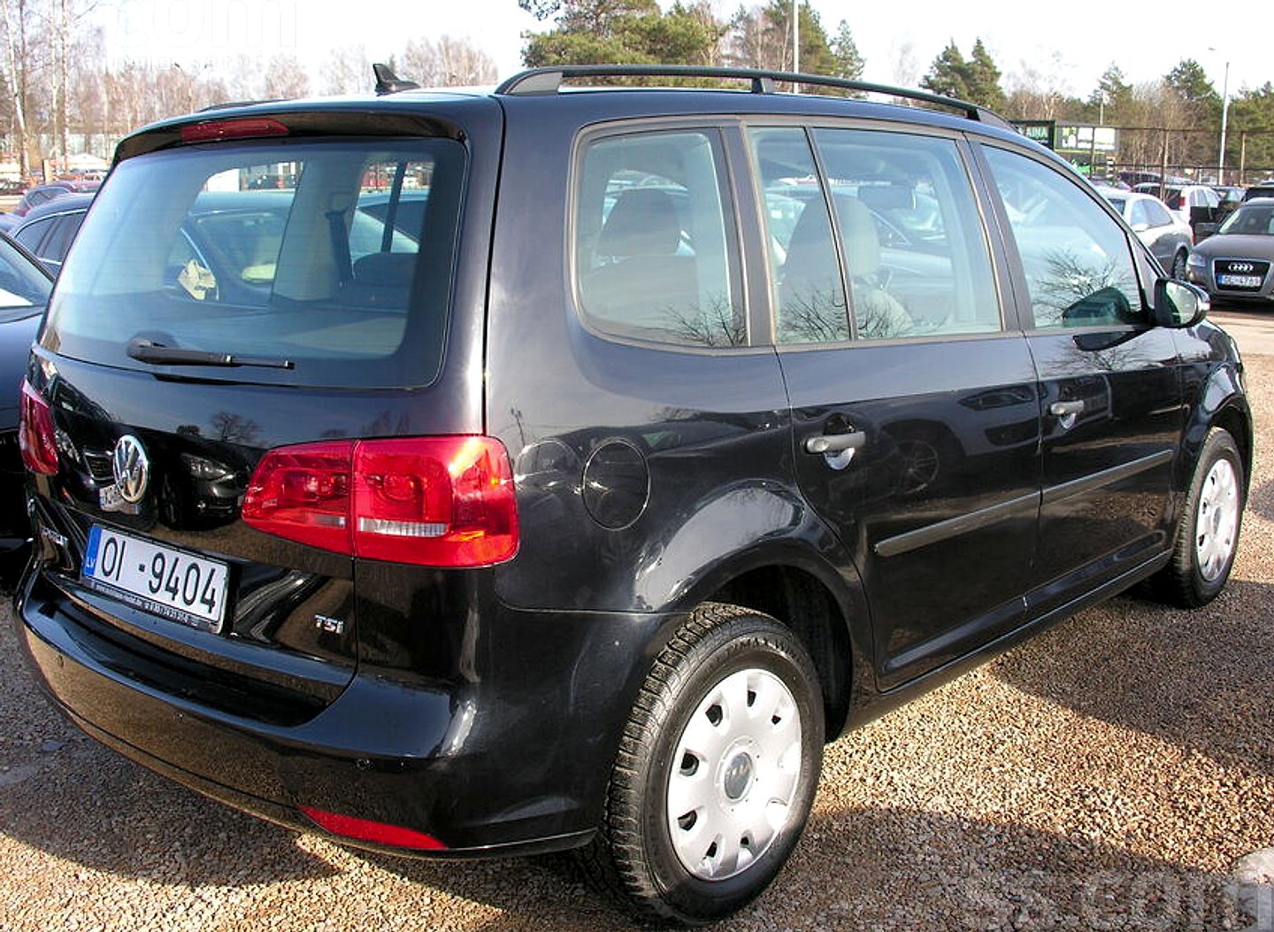 Volkswagen Touran — foto 3