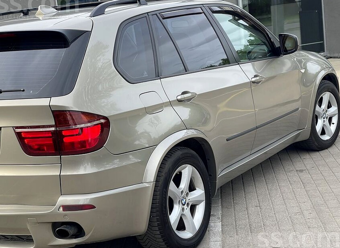 BMW X5 — foto 2